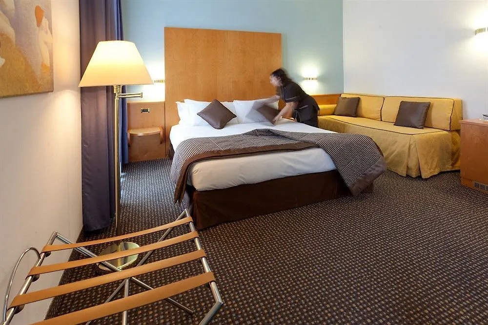 Una Hotels Occhiobello 4*,