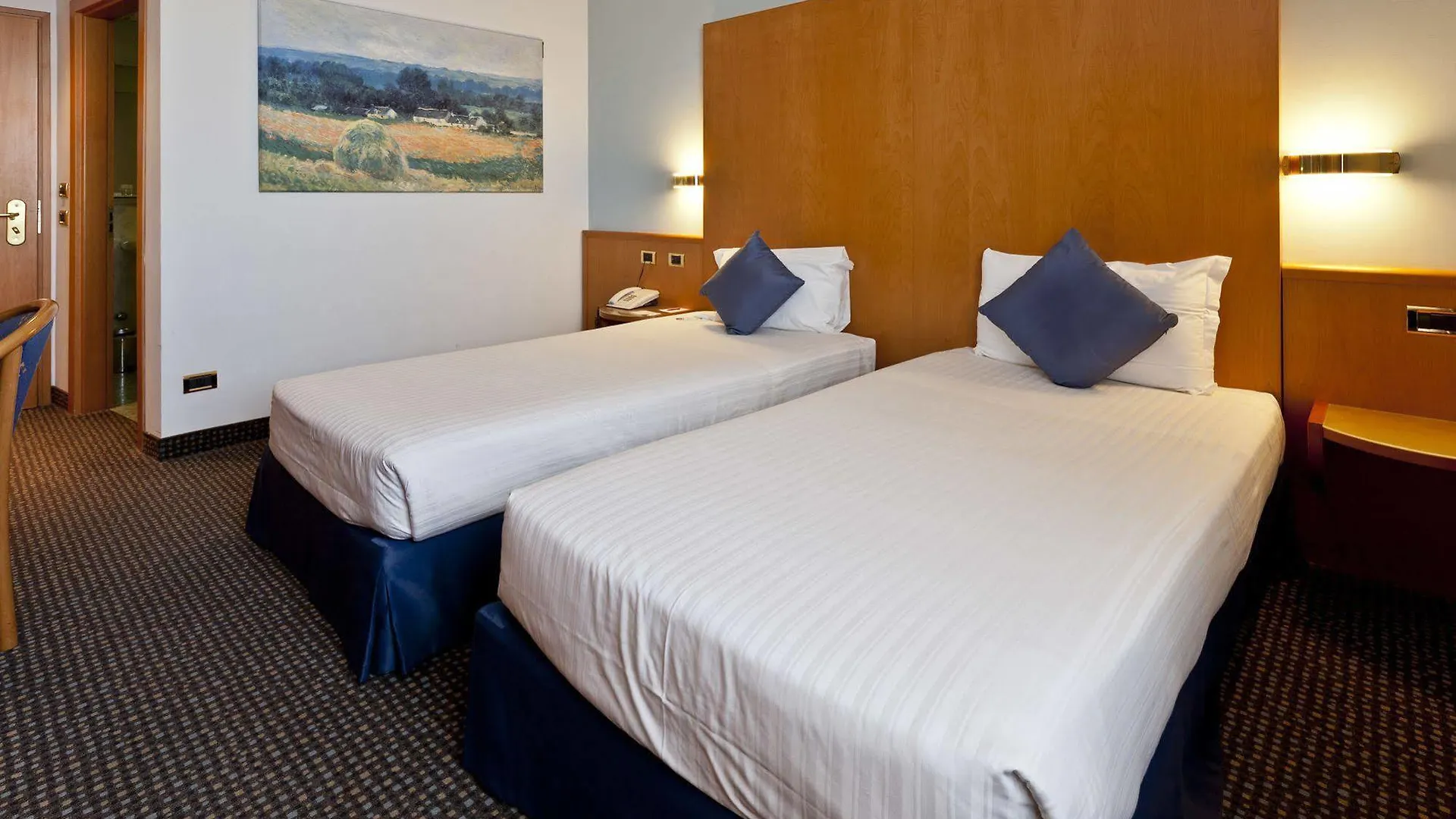 Una Hotels Occhiobello 4*,  Italy