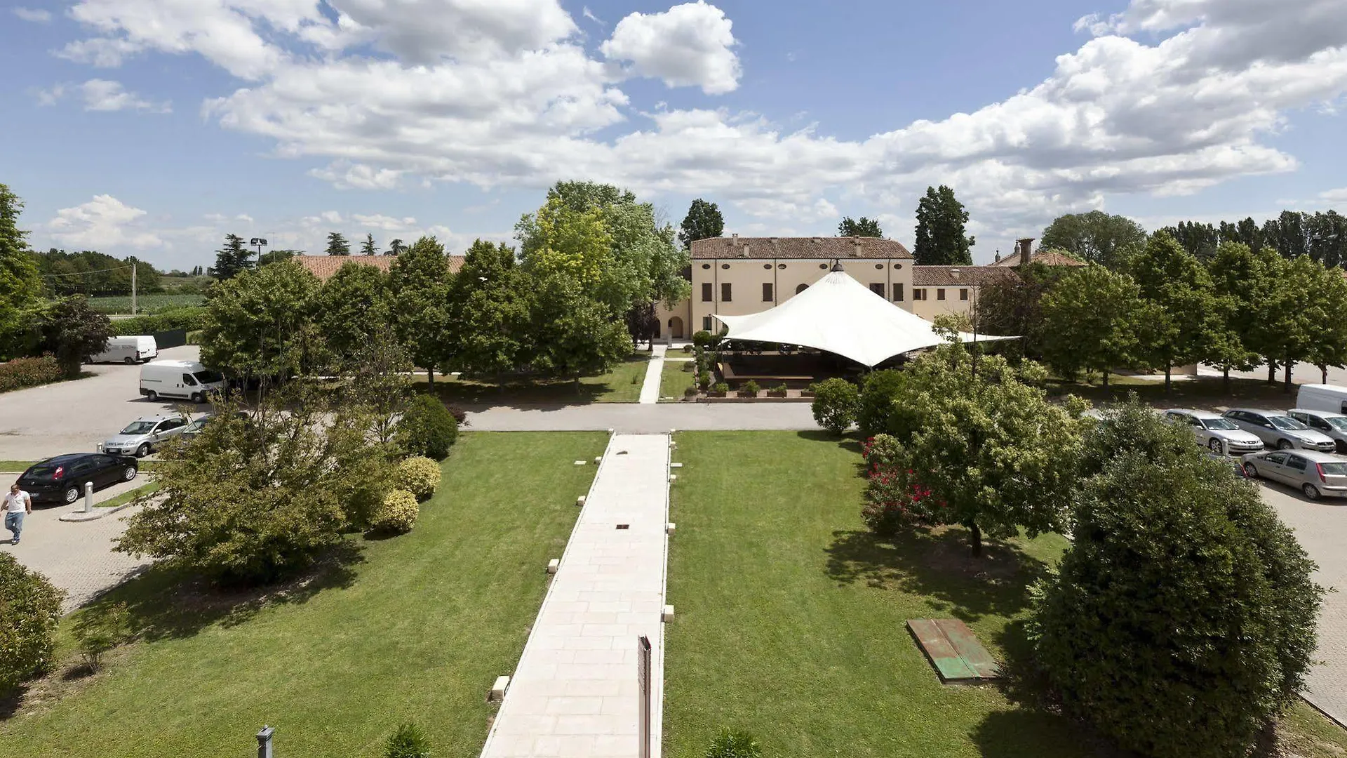Una Hotels Occhiobello 4*,